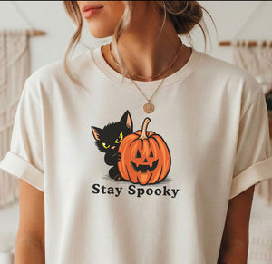 Person wearing the Stay Spooky Halloween cat t-shirt